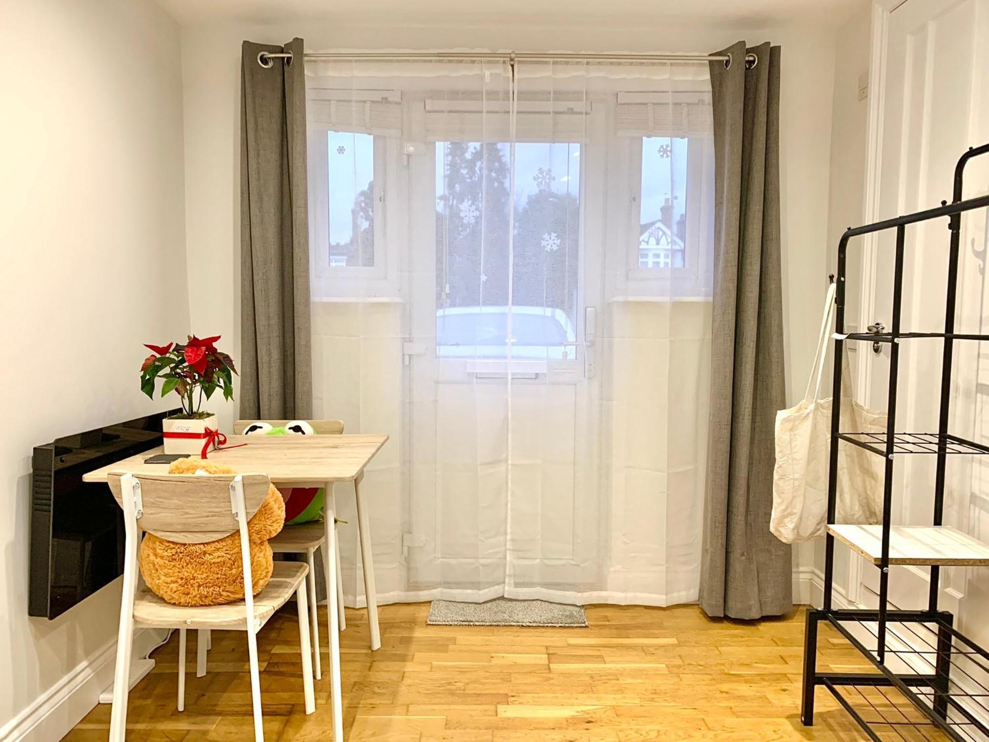 런던 Cozytomari 아파트 외부 사진
